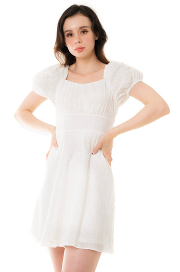 Dayze Lily White Embroidery Puff Sleeves Dress